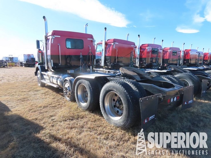 2012-western-star-4900-image-3