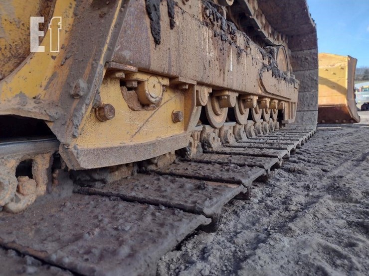 2021-deere-650k-lgp-image-37