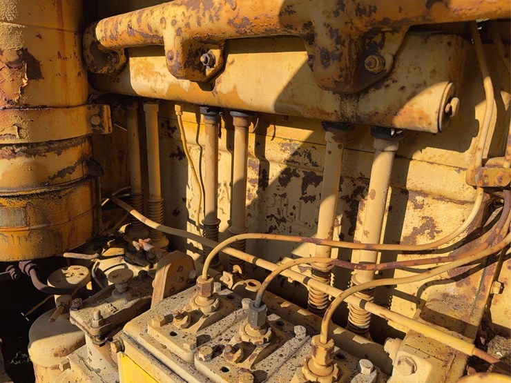 caterpillar-diesel-thirty-five-image-36