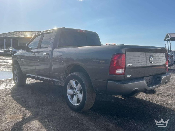 2016-dodge-1500-image-4