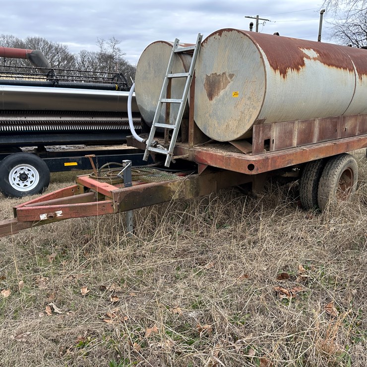 #38421 • ~2000gal Fuel Trailer