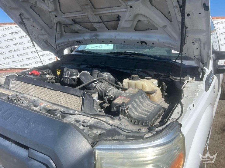 2016-ford-f350-image-9