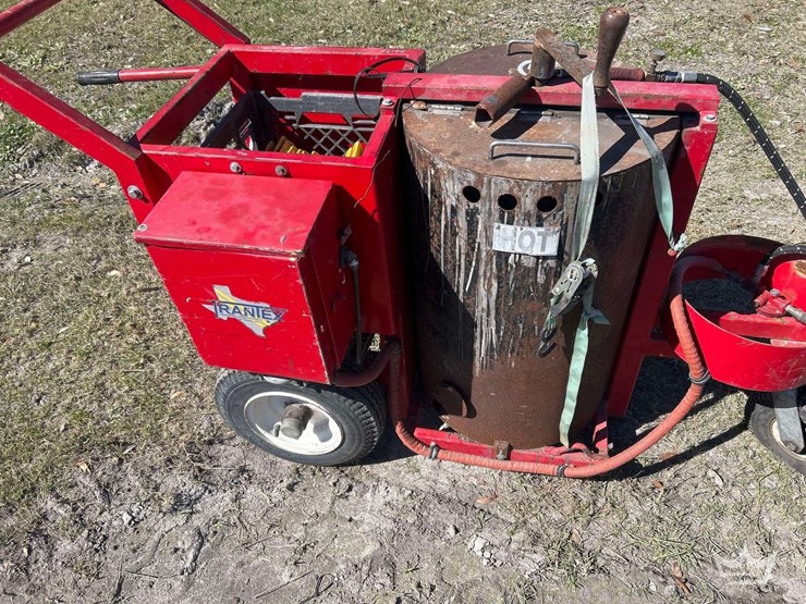 line-striping-machine-image-7