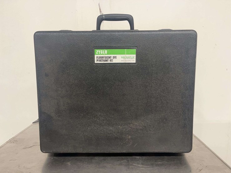 fluorescent-dye-penetrant-kit-image-5