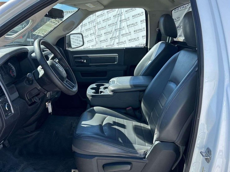 2012-dodge-2500-image-12