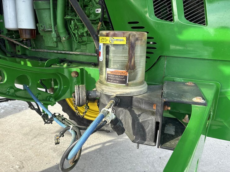 2018-john-deere-r4038-image-14