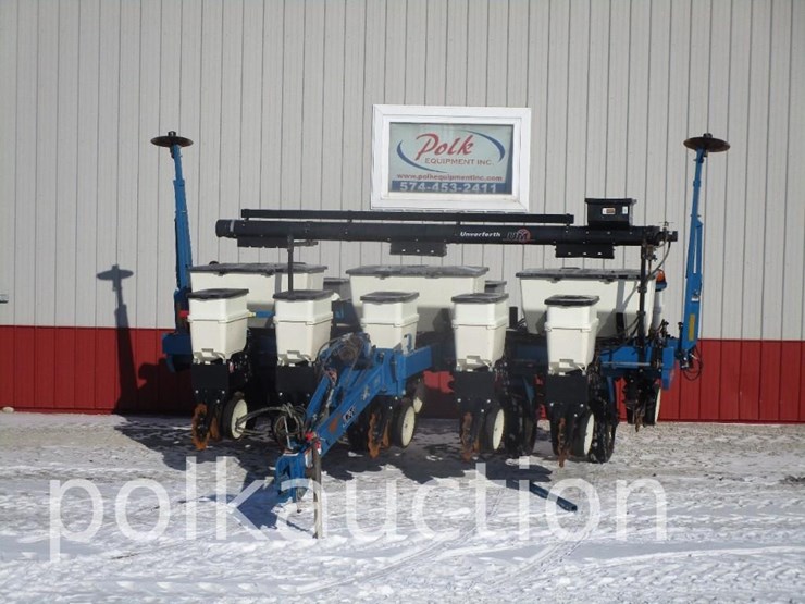 2011-kinze-3000-image-1