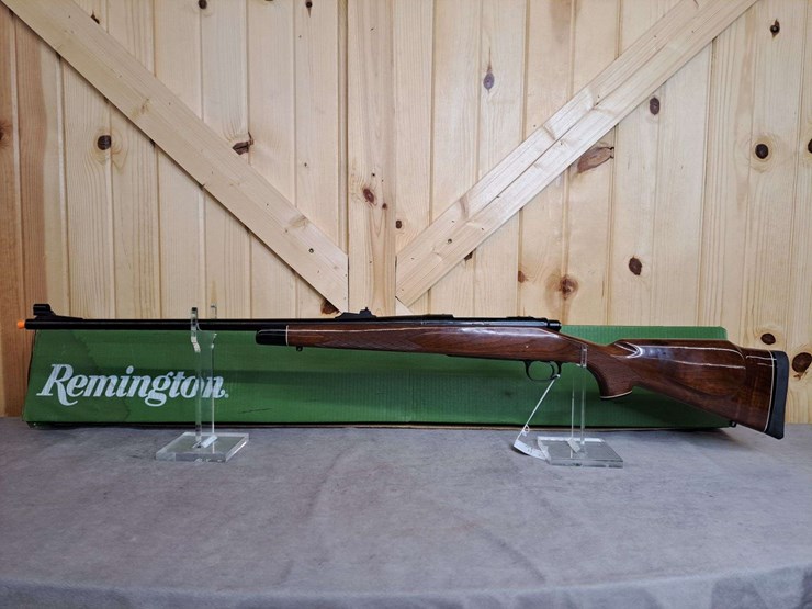 remington-model-700-7mm-mag-bolt-rifle-image-8