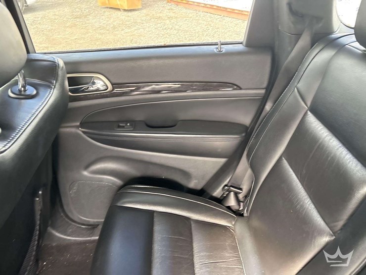 2011-jeep-grand-cherokee-image-20