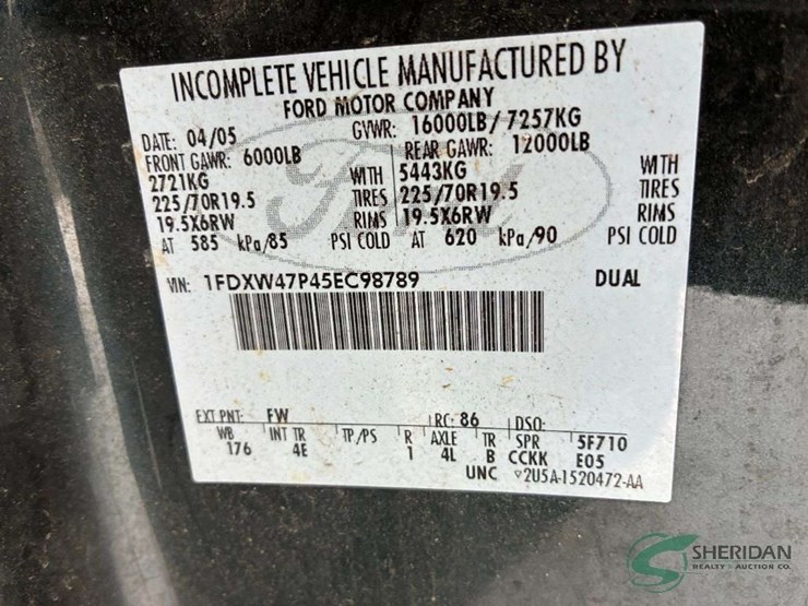 2005-ford-f450-image-30