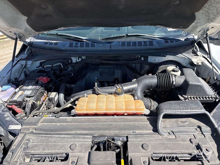 2015-ford-f150-image-8