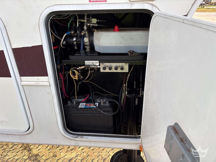 2012-keystone-alpine-3500re-39ft.-t/a-5th-wheel-travel-trailer-image-21