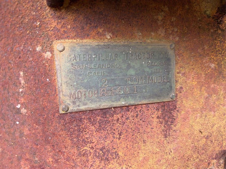 caterpillar-2-ton-crawler-image-19
