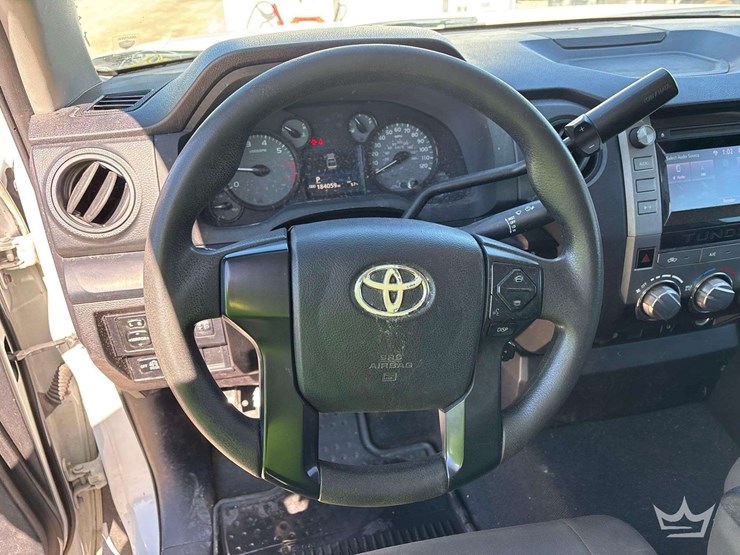 2016-toyota-tacoma-image-13