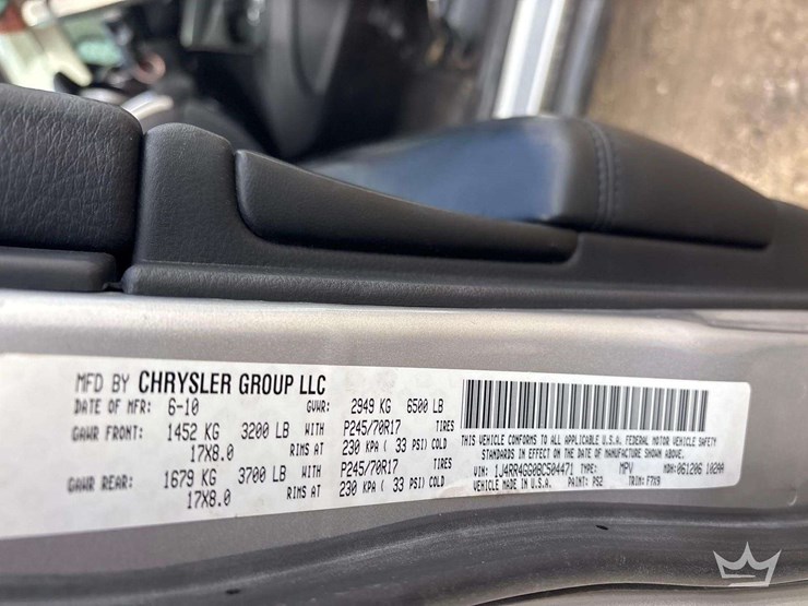 2011-jeep-grand-cherokee-image-4