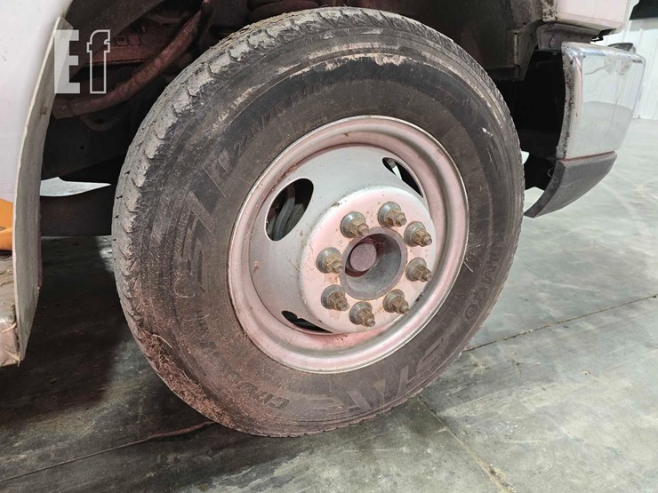 2013-ford-e450-image-25