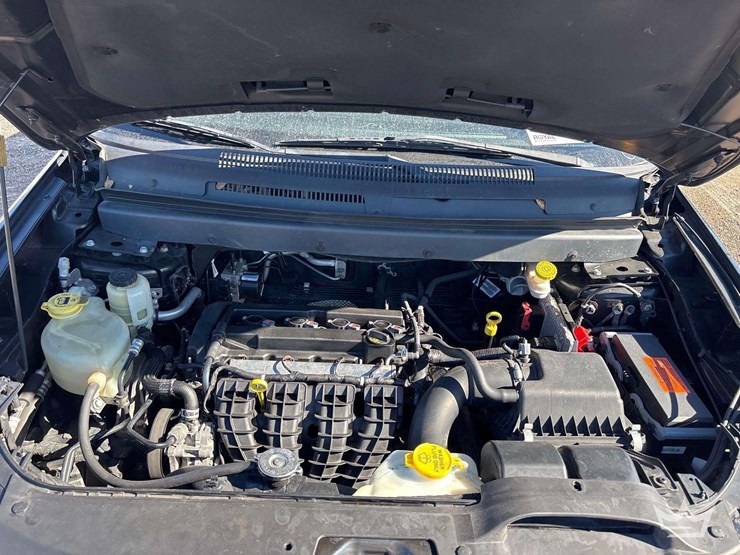 2017-dodge-journey-image-8