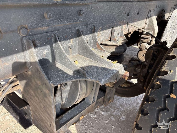 2000-kenworth-tri-axle-dump-truck-image-42