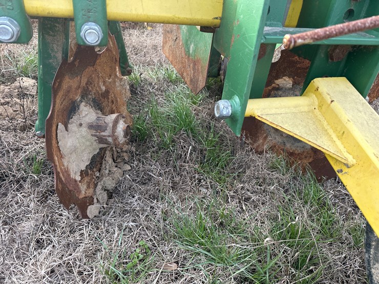 #38451-•-roll-a-cone-16-row-30"-bedder-chopper-image-33