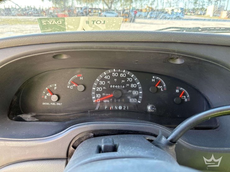 2003-ford-e450-image-38