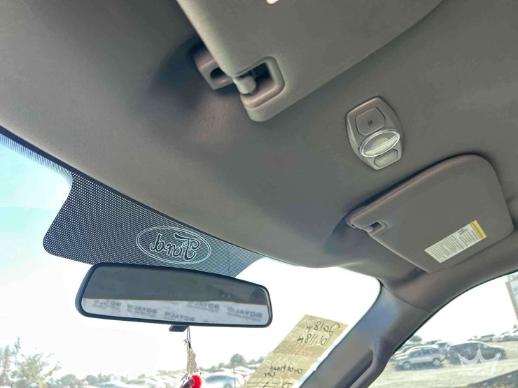 2018-ford-f150-image-19