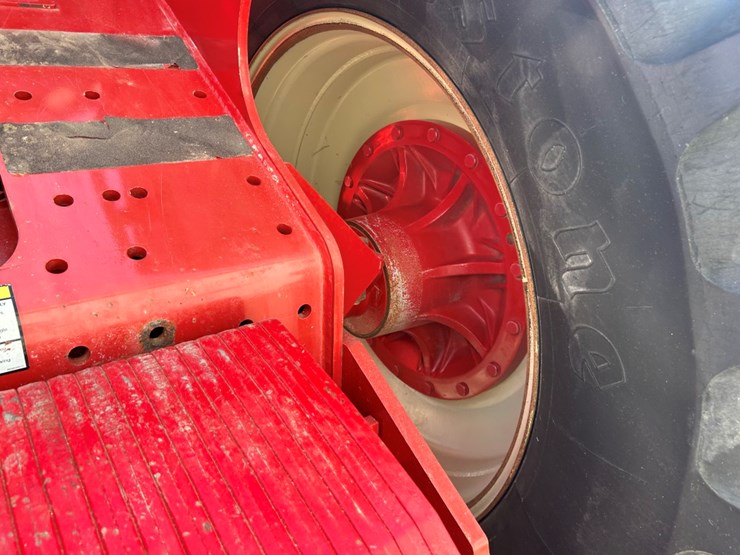 2014-versatile-400-image-80