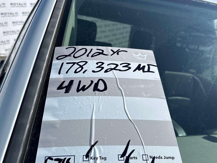 2012-dodge-1500-image-27