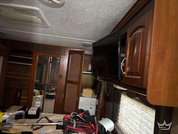 2012-keystone-alpine-3500re-39ft.-t/a-5th-wheel-travel-trailer-image-14