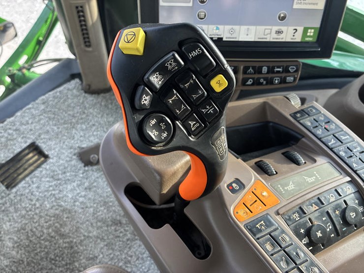 2018-john-deere-r4038-image-90