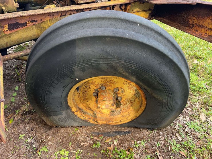 john-deere-840-image-65