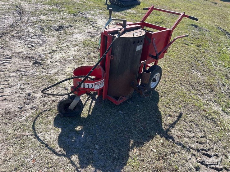 line-striping-machine-image-2