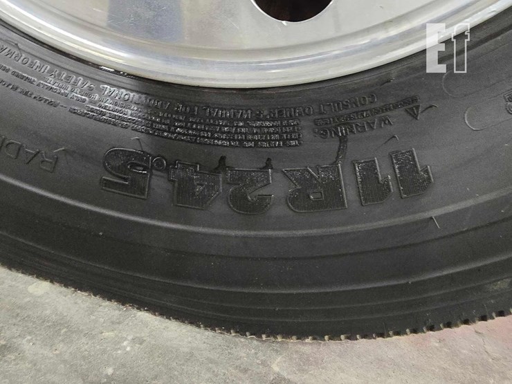 2000-mack-ch613-image-10