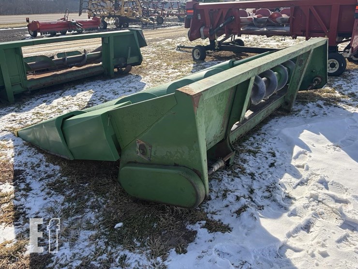 john-deere-444-image-3