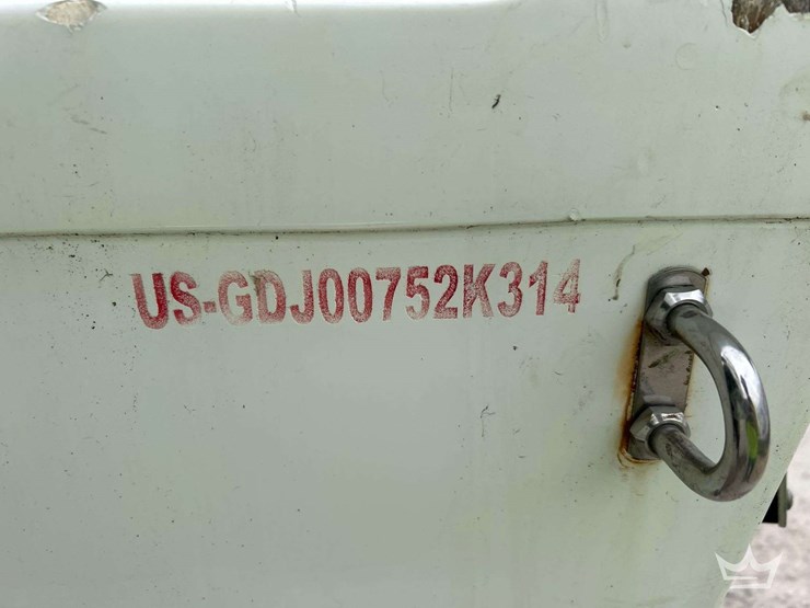 2014-glasstream-360-scx-twin-400r-mercury's-with-triple-axle-aluminum-trailer-image-5