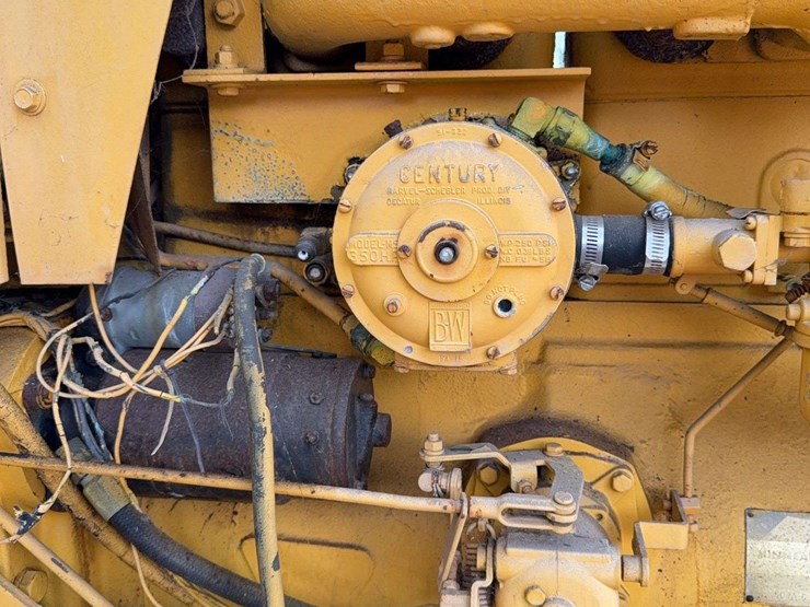 minneapolis-moline-g1000-image-17