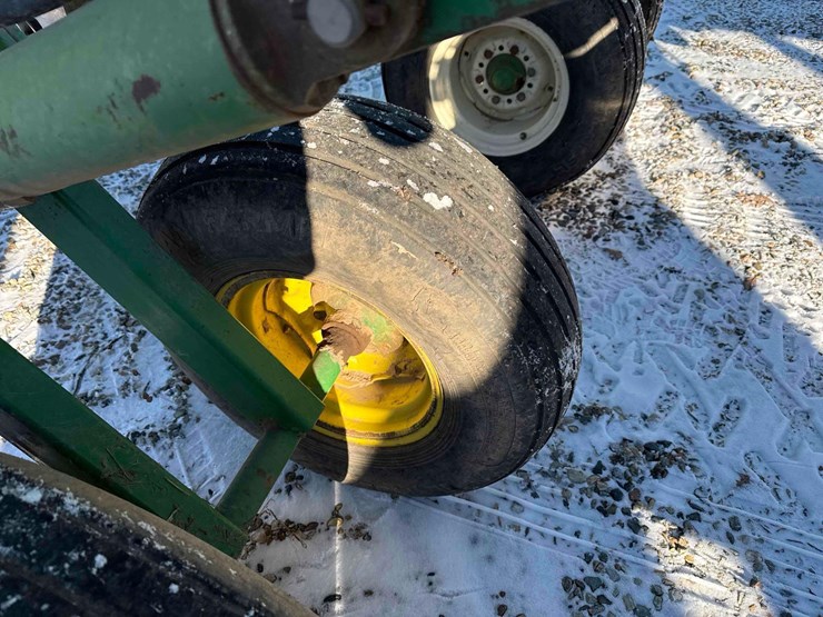 john-deere-630-image-27