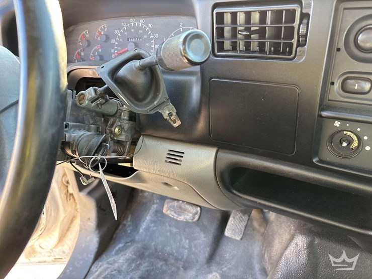 2002-ford-f650-image-28