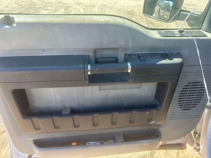 2016-ford-f350-image-11