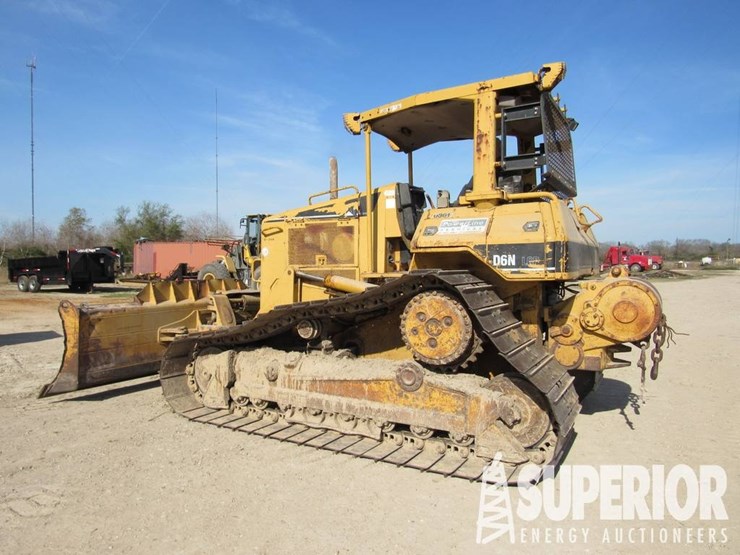 caterpillar-d6n-image-3