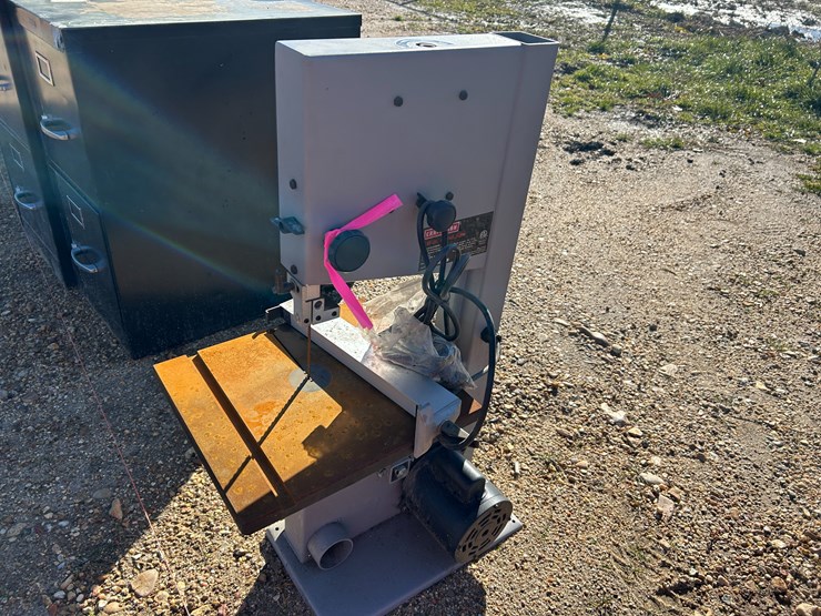 #37661-•-craftsman-10"-band-saw-image-1