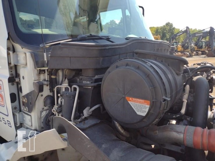 2008-international-durastar-4300-image-22