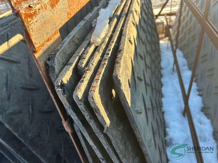 tandem-axle-trailer-with-yard-mats-included-trailer-is-under-2500lbs-no-title-image-19