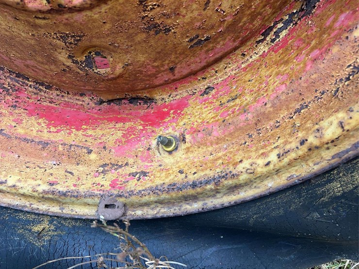 minneapolis-moline-445-image-56