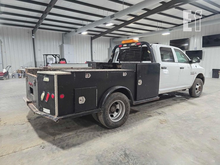 2014-ram-3500-hd-image-3