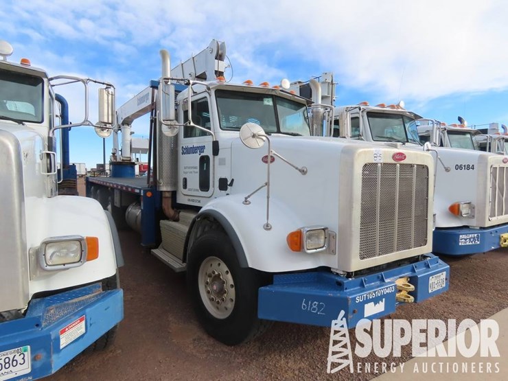 2011-peterbilt-367-image-1