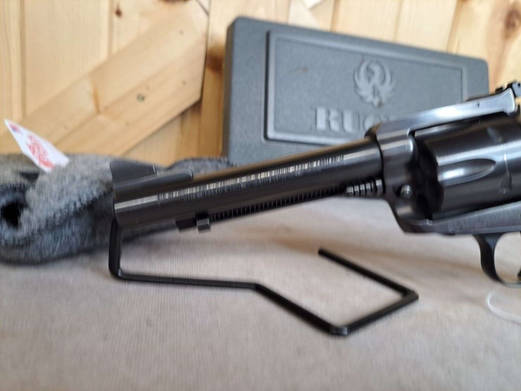 ruger-new-model-.45-colt-blackhawk-sa-revolver-image-5