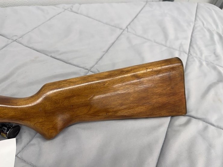 savage-model-15-a-.22-s,l,-lr-rifle-image-7