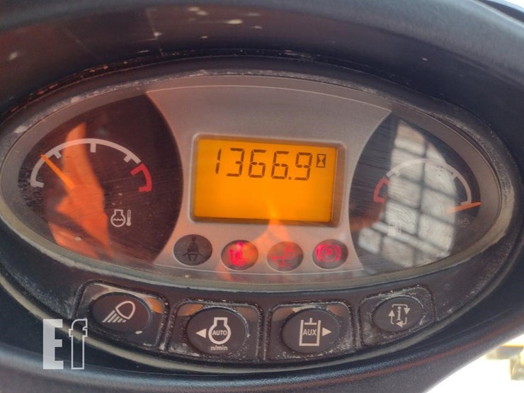 2018-bobcat-t590-image-6