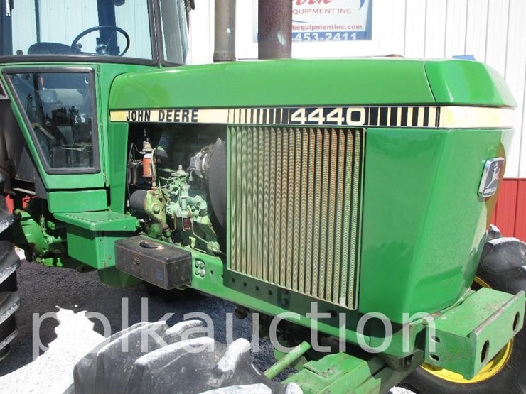 1981-john-deere-4440-image-15