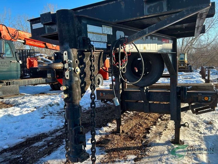 2005-cronkhite-9100-24ft-with-5ft-beavertail-vin-#-47391362451110435-image-11